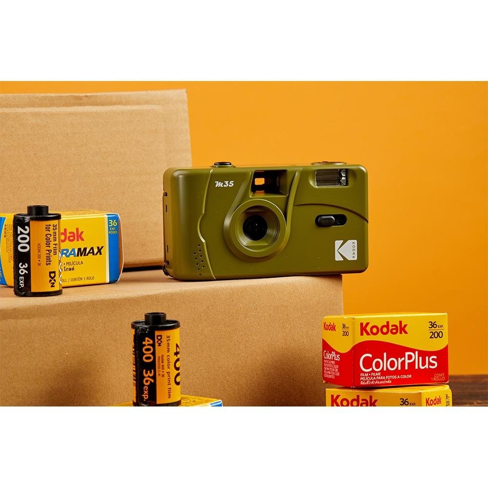 Câmera Analógica Kodak M35 Verde Oliva | KaBuM!