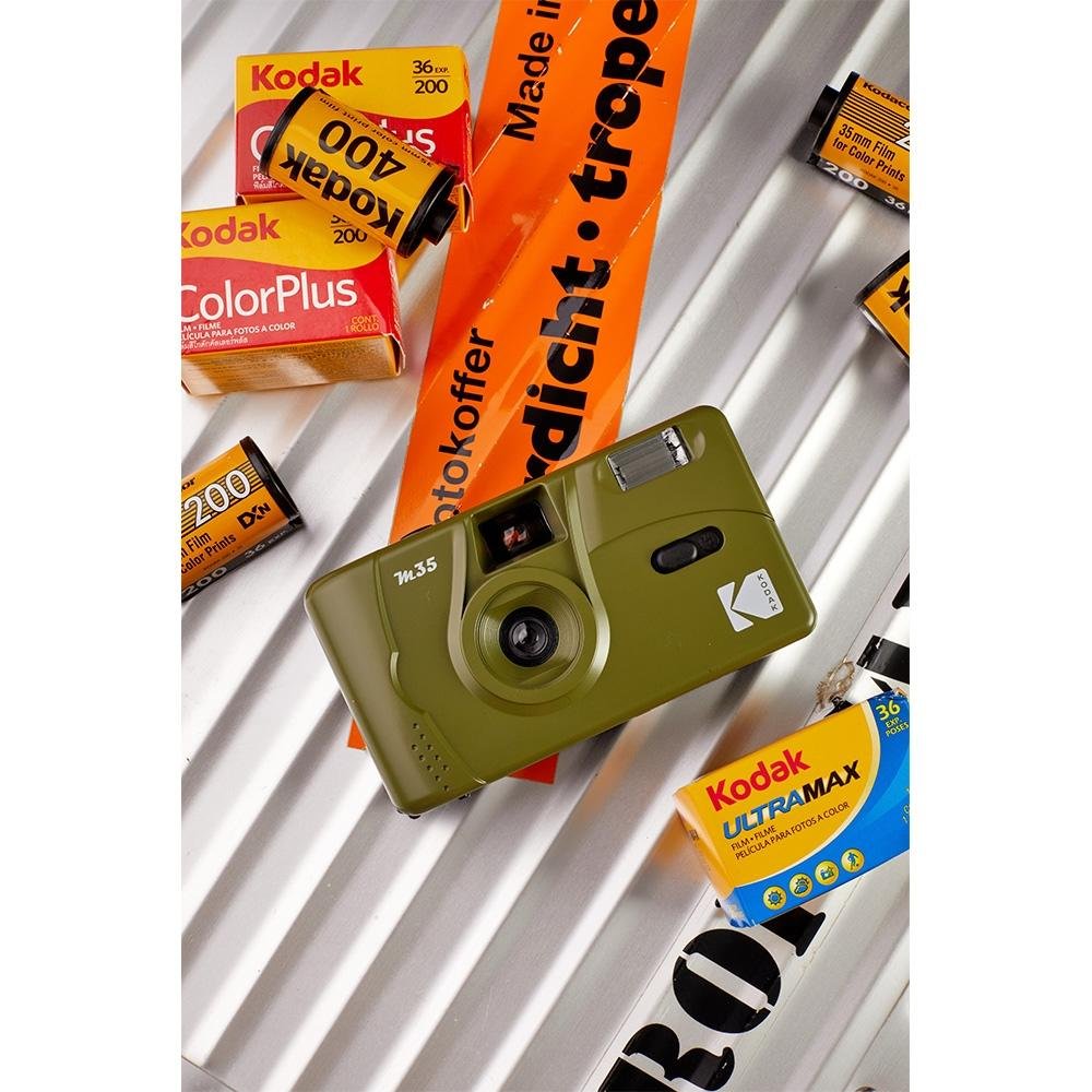 Câmera Analógica Kodak M35 Verde Oliva | KaBuM!