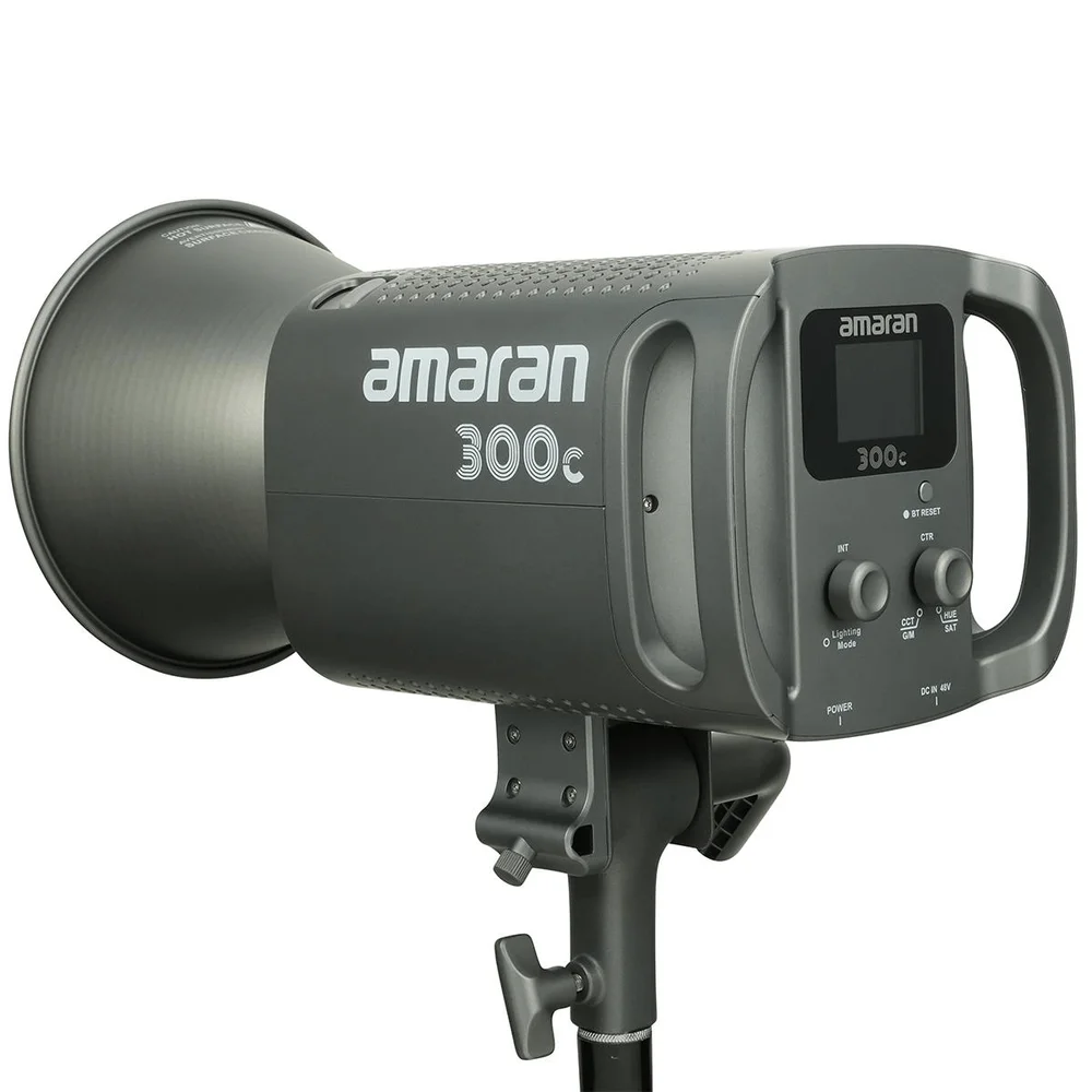 Iluminador LED Aputure Amaran 300c RGB KaBuM